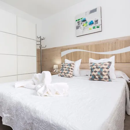 Home2book Océanos De Luz, Pool&wifi Appartement Corralejo